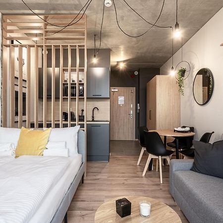 Przy Lotnisku Wroclaw Ngoại thất bức ảnh